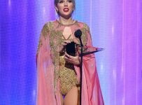 Taylor Swift releases first of re-recorded albums Fearless (Taylor’s Version) – Music News