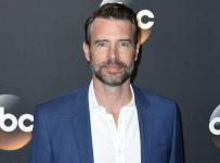Scott Foley would star in a ‘Felicity’ revival