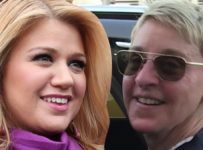 Kelly Clarkson Taking Over Ellen’s Daytime TV Slot in 2022