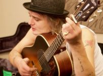 Peter Doherty V Barlinnie Prison Exhibition comes to UK – Music News
