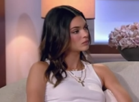 Kendall Jenner’s Cutout Skirt Outfit on the KUWTK Reunion