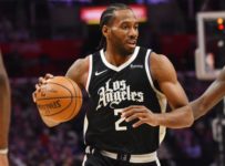 Sources: Kawhi staying with Clips despite opt-out