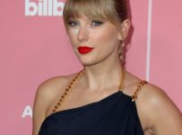 Aaron Dessner ‘can’t help but be influenced’ by Taylor Swift – Music News