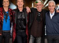 The Rolling Stones to paint tour logo black in tribute to Charlie Watts – Music News