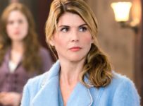 Lori Loughlin Sets Acting Return in When Calls the Heart Spinoff When Hope Calls