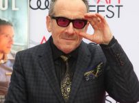 Elvis Costello wants radio stations to stop playing Oliver’s Army – Music News