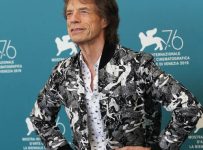 Mick Jagger got real ‘Satisfaction’ out of playing secret bar sets – Music News