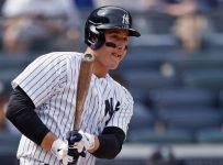 Source: 1B Rizzo back with Yanks on $32M pact