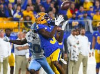 Star WR Addison mulls exit from Pitt, sources say