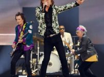 The Rolling Stones dedicate BST Hyde Park concert to late drummer Charlie Watts – Music News